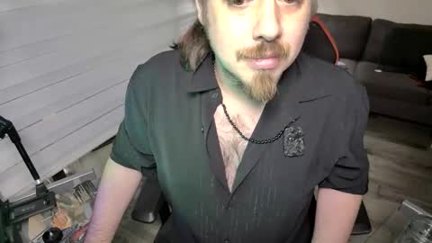 Snapshot of maxredz chatting on May 2026 04:28:02 AM Max online show from May 2026 04:28:02 AM