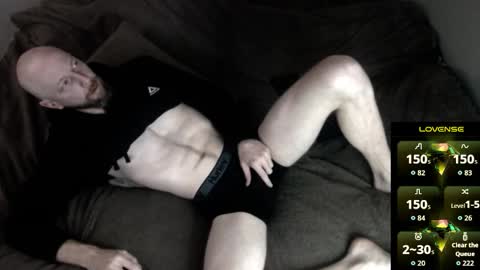 Snapshot of maxrouger chatting on March 2026 07:58:01 AM MaxRouger online show from March 2026 07:58:01 AM