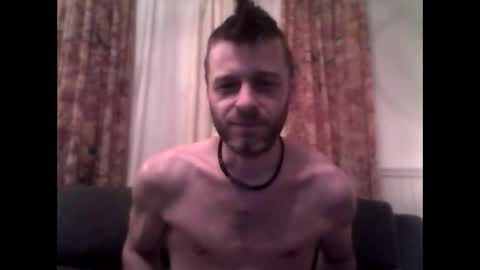 Snapshot of maxthewolf chatting on November 2025 11:15:01 PM MaxTheWolf online show from November 2025 11:15:01 PM