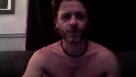 Snapshot of maxthewolf chatting on July 2026 02:25:01 AM MaxTheWolf online show from July 2026 02:25:01 AM