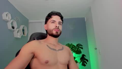 Maxi online show from February 2026 03:11:01 AM