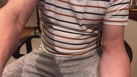 Max online show from October 2025 04:12:01 AM