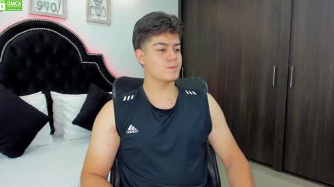 Maxxi online show from February 2025 07:27:01 PM