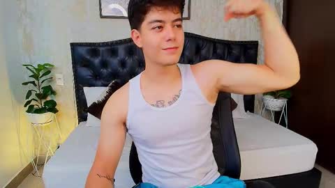 Maxxi online show from October 2025 03:01:02 AM