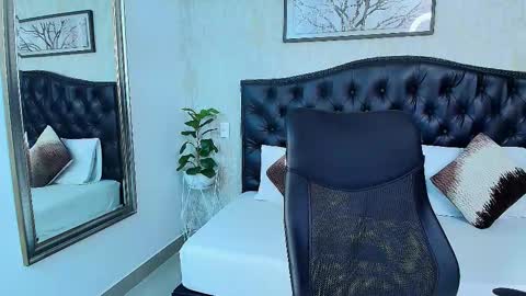 Maxxi online show from October 2025 04:13:02 AM