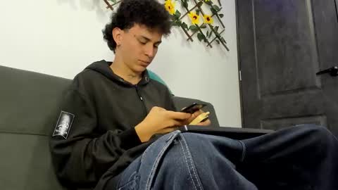 Snapshot of maxxx_bigcock chatting on February 2026 02:24:01 AM Max online show from February 2026 02:24:01 AM