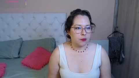 May online show from December 2025 03:56:01 AM