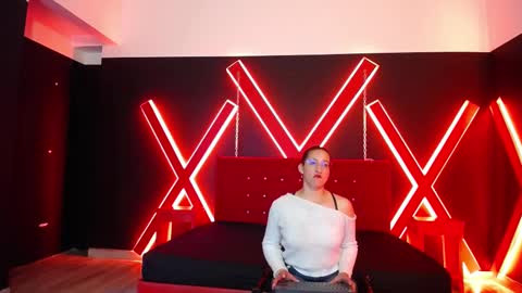 Maya online show from September 2025 12:06:01 PM