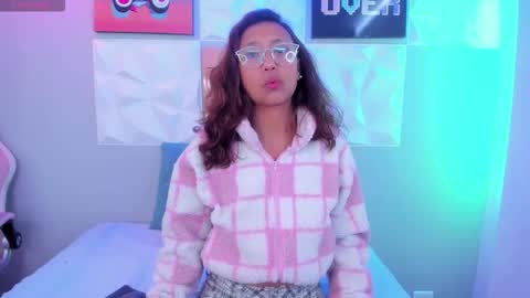 Maya online show from December 2025 02:33:01 PM