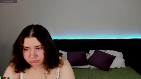 Snapshot of maya_raay chatting on June 2026 01:14:01 AM Maya online show from June 2026 01:14:01 AM