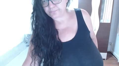 Snapshot of mayabbw50tits chatting on September 2025 09:33:02 AM Maya online show from September 2025 09:33:02 AM