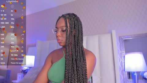 Snapshot of mayacardenas chatting on February 2025 04:57:02 AM Maya online show from February 2025 04:57:02 AM