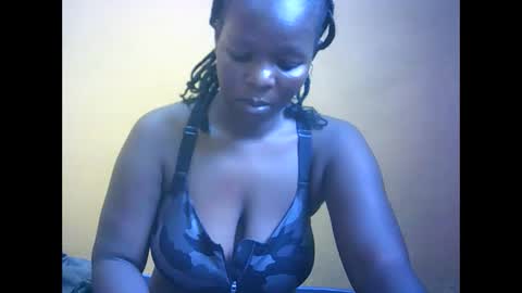 Snapshot of mayah_sexy chatting on March 2026 06:25:02 AM mayah_sexy online show from March 2026 06:25:02 AM