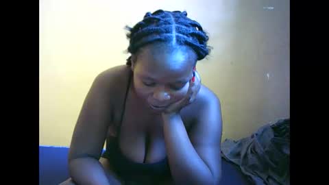 Snapshot of mayah_sexy chatting on March 2026 07:25:01 AM mayah_sexy online show from March 2026 07:25:01 AM
