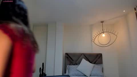 M A Y A    H O F F M A N online show from March 2026 11:28:02 AM