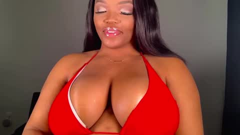 MayBabi online show from January 2025 02:04:01 PM