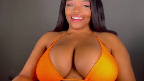 MayBabi online show from January 2025 11:46:01 AM