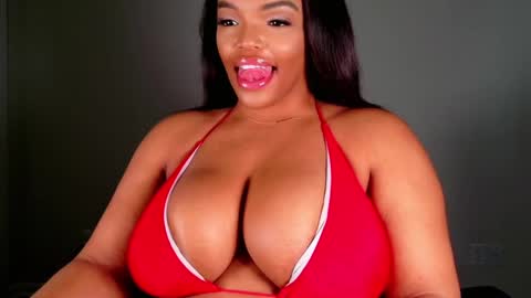 MayBabi online show from February 2025 02:24:02 PM