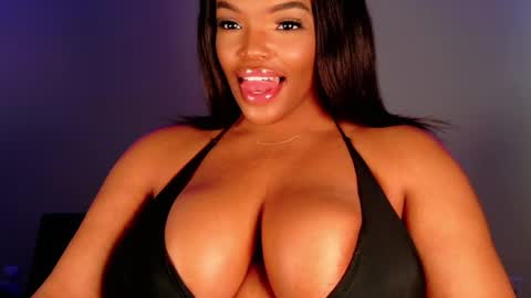 MayBabi online show from March 2025 04:56:02 PM