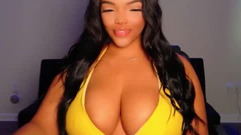 MayBabi online show from June 2026 04:40:01 PM
