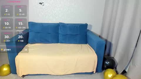 Snapshot of maybe_mia chatting on December 2024 01:17:01 PM Mia GMT2 Mon 3-9 AM Tue 3-9 AM Wed 3-9 AMThur 10 AM - 4 PM Fri 3-9 AM Sat 3-9 AM Sun 3-9 AM. online show from December 2024 01:17:01 PM