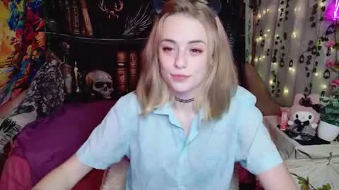 maybe_yours333 online show from August 2026 11:56:02 AM