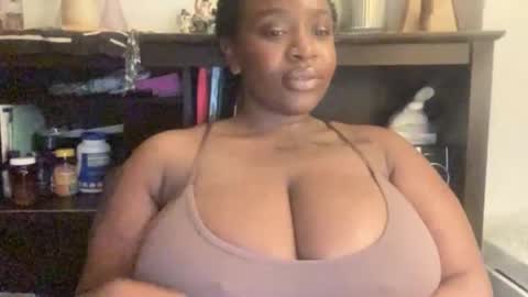 mayluvsu online show from April 2026 04:16:01 AM