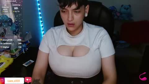 Snapshot of maylyy_kan chatting on July 2026 09:51:01 PM Mayle kan online show from July 2026 09:51:01 PM