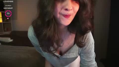 Snapshot of maymary_ chatting on June 2026 05:49:02 AM Mary . online show from June 2026 05:49:02 AM