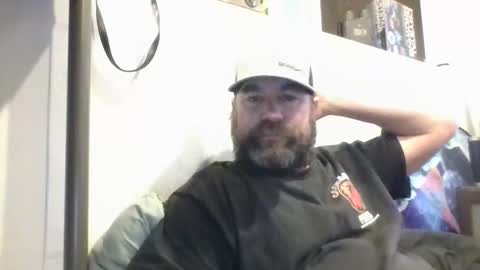 Snapshot of mayoramx chatting on March 2026 01:15:01 PM Dad bod 43 online show from March 2026 01:15:01 PM