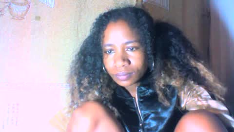 mayrah online show from February 2025 08:40:02 AM