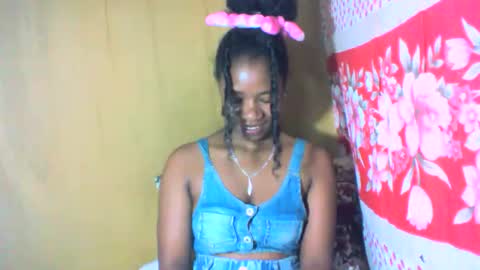 mayrah online show from December 2025 05:35:02 AM