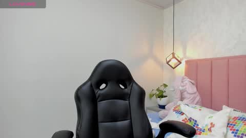  MAY   online show from January 2025 12:18:01 PM