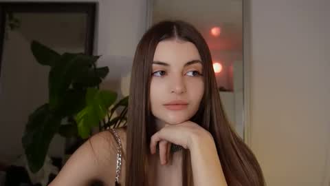 mayttease online show from December 2025 08:01:01 AM