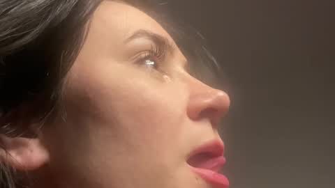 M online show from December 2024 12:34:01 AM