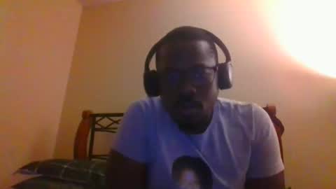 Mark online show from October 2025 01:05:01 AM