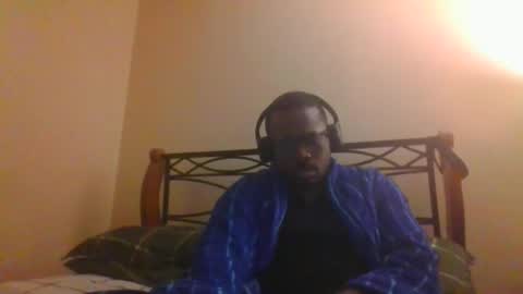 Mark online show from December 2025 04:50:01 AM