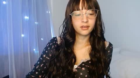 Snapshot of mckayla_honey11 chatting on February 2026 03:13:02 PM Mckayla online show from February 2026 03:13:02 PM