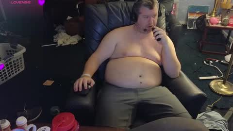 Snapshot of mckhero chatting on December 2024 06:03:02 AM Sean online show from December 2024 06:03:02 AM