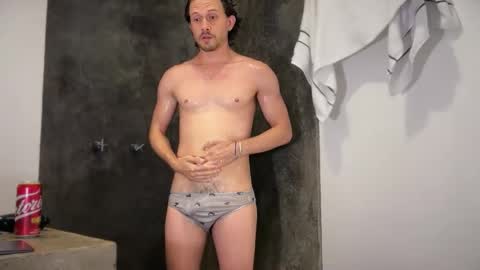 mcklister online show from April 2026 01:33:01 AM