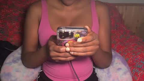 Snapshot of mctiities chatting on October 2025 06:39:01 PM BabeNoire online show from October 2025 06:39:01 PM