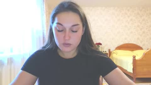 Snapshot of me_lissa_sun chatting on September 2025 04:14:01 AM Melissa online show from September 2025 04:14:01 AM