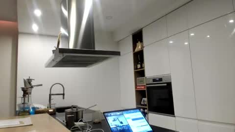 Alpha Male online show from March 2026 06:36:01 PM