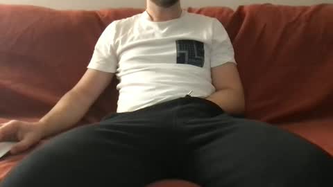 Snapshot of mecc2c chatting on February 2025 02:07:01 PM mecc2c online show from February 2025 02:07:01 PM