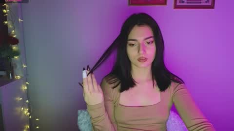 Dina online show from March 2025 04:20:01 PM