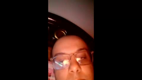 Snapshot of medototti05 chatting on November 2025 12:09:01 AM MT online show from November 2025 12:09:01 AM