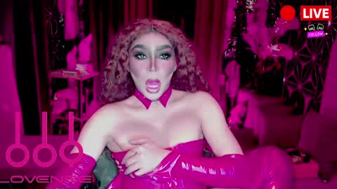 THE QUEEN ALPHA   Queen Medusa Prey online show from April 2026 08:42:02 AM