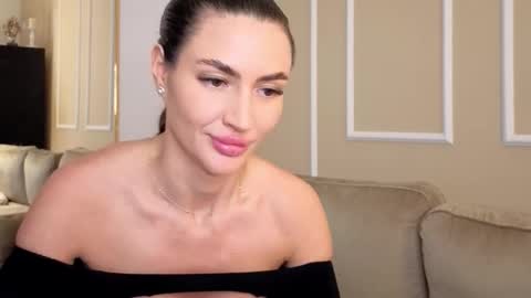 MedussaEyes online show from December 2025 09:00:01 PM