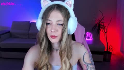 Sweet Meow nonude online show from November 2025 05:06:02 AM