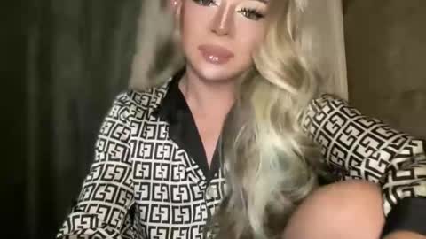 GODDESS OF ALL GODDESSES online show from December 2025 03:22:02 AM